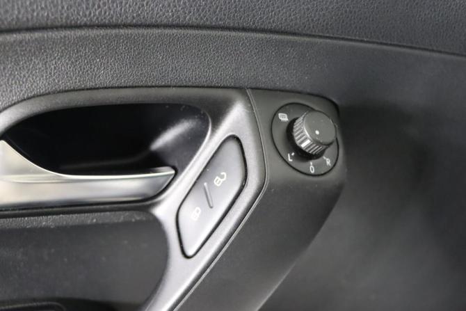 Volkswagen Polo V Рестайлинг с пробегом 2019 года, цена 999 990 рублей, 162243 км, седан, Автокод Объявления