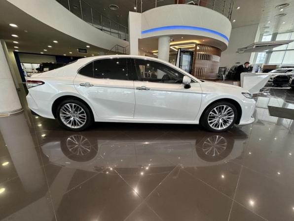 Toyota Camry VIII (XV70) с пробегом 2019 года, цена 3 300 000 рублей, 56037 км, седан, Автокод Объявления