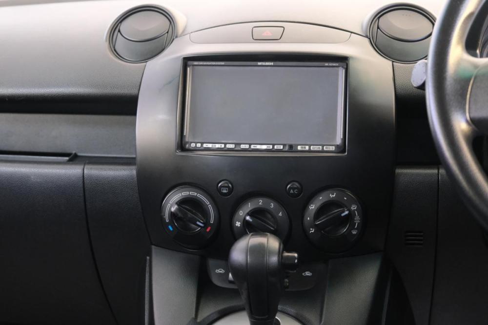 Mazda Demio III (DE) Омск  - изображение 13