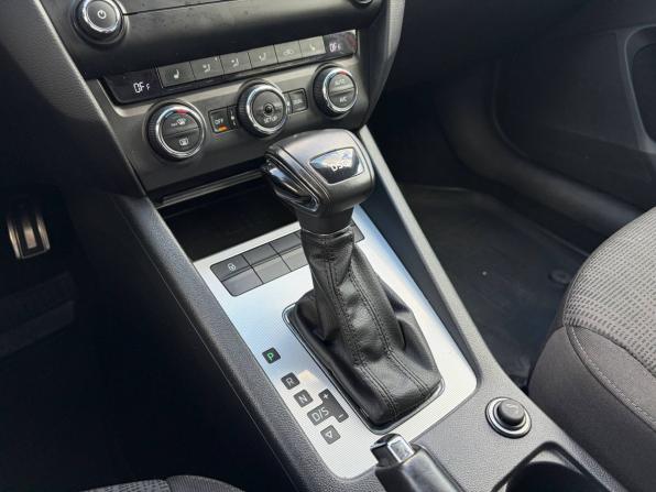 Skoda Octavia III (A7) с пробегом 2013 года, цена 995 000 рублей, 209197 км, лифтбек, Автокод Объявления