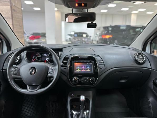 Renault Kaptur I с пробегом 2018 года, цена 1 590 000 рублей, 105000 км, внедорожник, Автокод Объявления