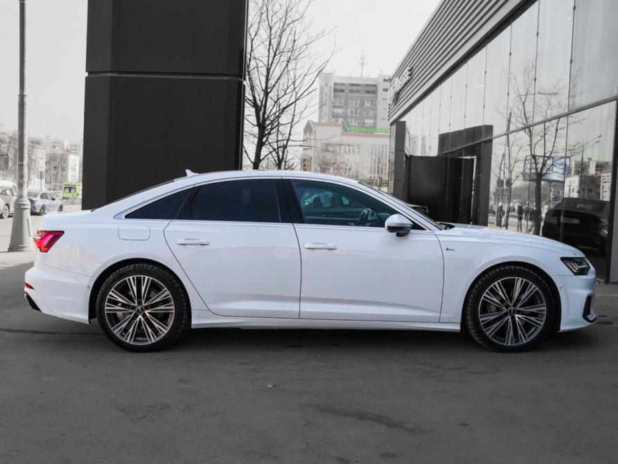 Audi A6 V (C8) Москва  - изображение 4