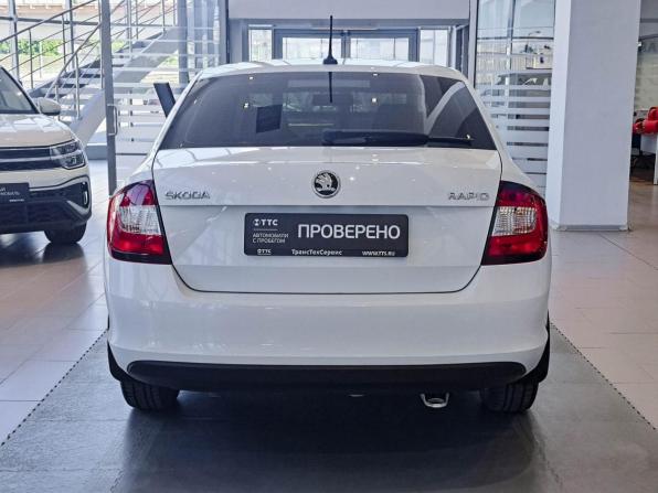 Skoda Rapid I Рестайлинг с пробегом 2017 года, цена 1 175 000 рублей, 76801 км, лифтбек, Автокод Объявления
