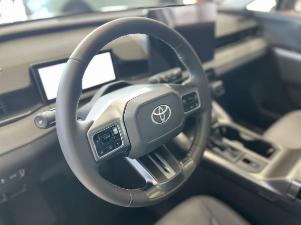 Toyota RAV4 VI (XA60) с пробегом 2026 года, цена 5 300 000 рублей, 58 км, внедорожник, Автокод Объявления