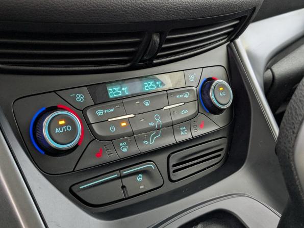 Ford Kuga II Рестайлинг с пробегом 2018 года, цена 1 750 000 рублей, 99314 км, внедорожник, Автокод Объявления