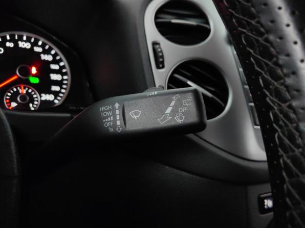 Volkswagen Tiguan I Рестайлинг с пробегом 2016 года, цена 1 421 000 рублей, 144603 км, внедорожник, Автокод Объявления