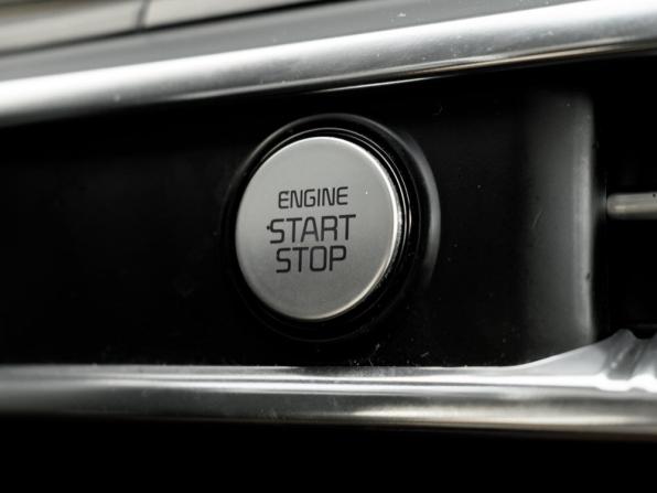 Kia K5 III с пробегом 2022 года, цена 2 630 000 рублей, 49722 км, седан, Автокод Объявления