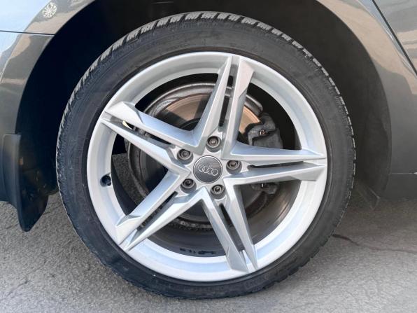 Audi A4 V (B9) с пробегом 2018 года, цена 2 190 000 рублей, 177000 км, седан, Автокод Объявления