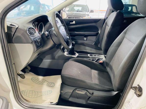 Ford Focus II Рестайлинг с пробегом 2011 года, цена 430 000 рублей, 223000 км, седан, Автокод Объявления