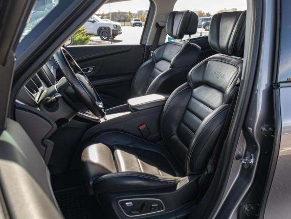 Renault Scenic IV с пробегом 2018 года, цена 1 640 000 рублей, 98328 км, компактвэн, Автокод Объявления