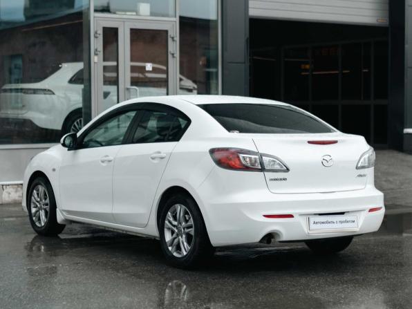 Mazda Axela II Рестайлинг с пробегом 2012 года, цена 920 000 рублей, 189093 км, седан, Автокод Объявления