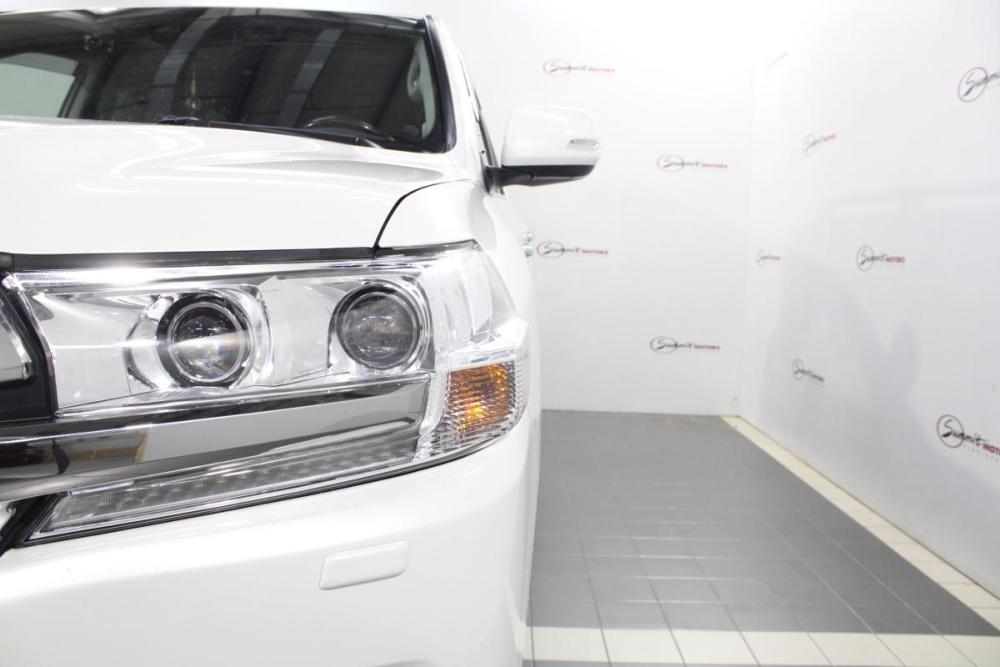 Toyota Land Cruiser 200 Series Рестайлинг 2 Владивосток  - изображение 6