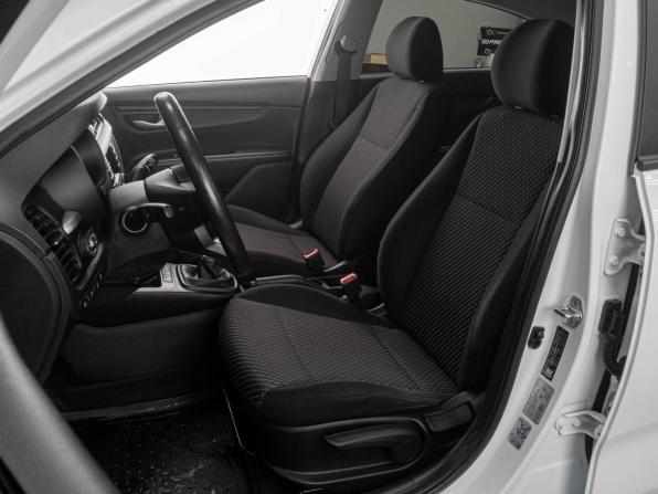 Kia Rio IV с пробегом 2018 года, цена 1 299 000 рублей, 98730 км, седан, Автокод Объявления