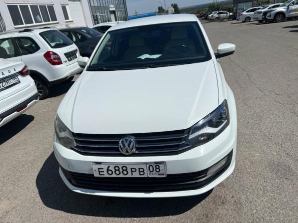 Volkswagen Polo V Рестайлинг с пробегом 2017 года, цена 1 080 000 рублей, 130000 км, седан, Автокод Объявления