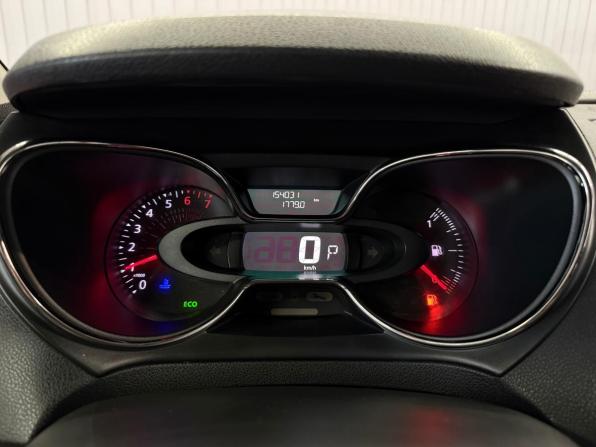 Renault Kaptur I с пробегом 2018 года, цена 1 297 000 рублей, 153877 км, внедорожник, Автокод Объявления