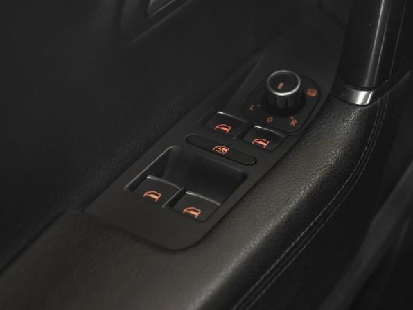 Volkswagen Passat CC I Рестайлинг с пробегом 2013 года, цена 1 349 000 рублей, 173700 км, седан, Автокод Объявления