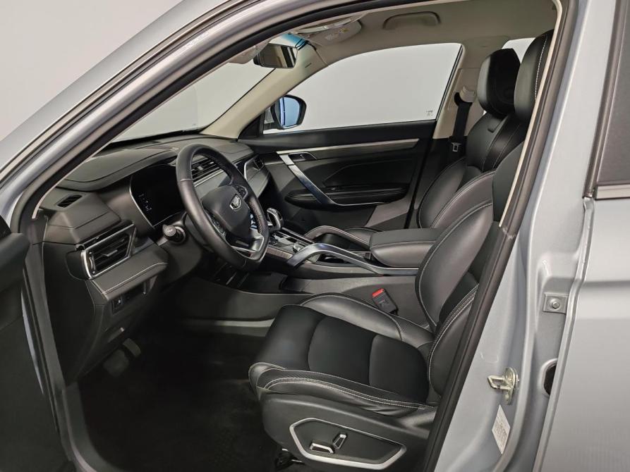 Geely Atlas Pro Москва  - изображение 12