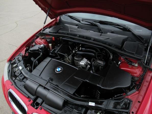 BMW 3 серии V (E90/E91/E92/E93) Рестайлинг с пробегом 2011 года, цена 940 000 рублей, 207413 км, седан, Автокод Объявления