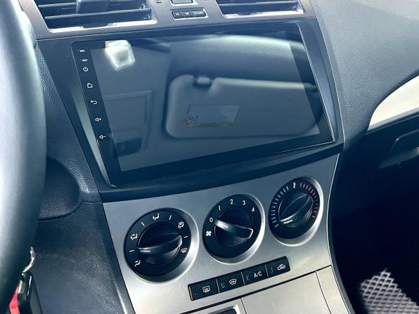 Mazda 3 II (BL) Рестайлинг с пробегом 2011 года, цена 750 000 рублей, 262000 км, седан, Автокод Объявления