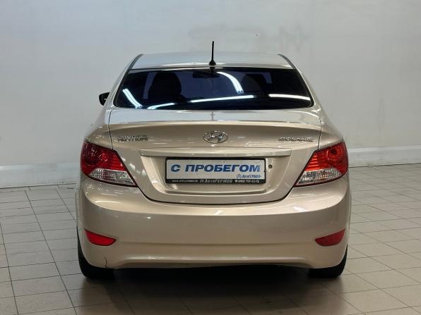 Hyundai Solaris I с пробегом 2013 года, цена 730 000 рублей, 111125 км, седан, Автокод Объявления