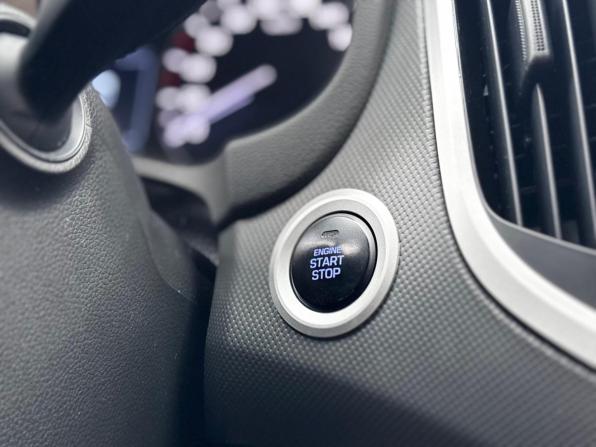Hyundai Creta I с пробегом 2019 года, цена 2 000 000 рублей, 81497 км, внедорожник, Автокод Объявления