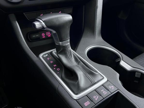 Kia Sportage IV с пробегом 2017 года, цена 2 099 000 рублей, 97300 км, внедорожник, Автокод Объявления