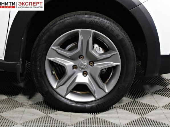 Renault Sandero II Рестайлинг с пробегом 2019 года, цена 1 397 000 рублей, 76405 км, хэтчбек, Автокод Объявления