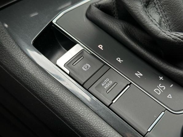 Volkswagen Tiguan II с пробегом 2019 года, цена 2 299 000 рублей, 169924 км, внедорожник, Автокод Объявления