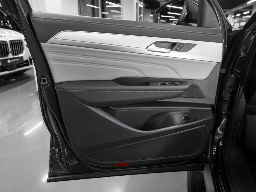 Volkswagen Tavendor I Рестайлинг Москва  - изображение 15