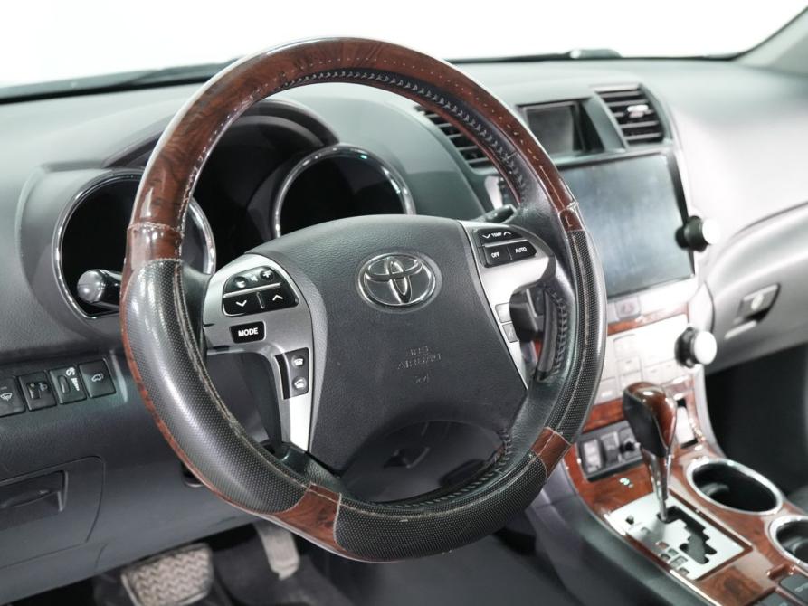 Toyota Highlander II (XU40) Рестайлинг Новосибирск  - изображение 22