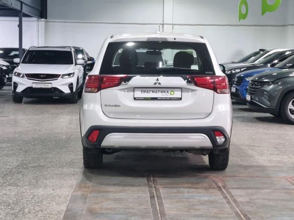 Mitsubishi Outlander III Рестайлинг 3 с пробегом 2020 года, цена 1 790 000 рублей, 116000 км, внедорожник, Автокод Объявления