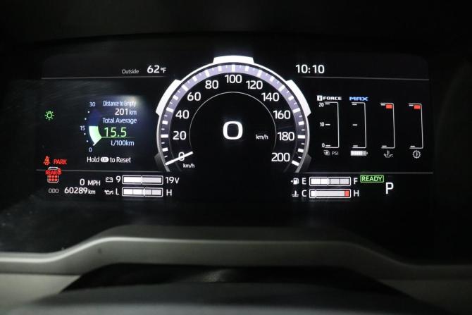 Toyota Sequoia III с пробегом 2023 года, цена 9 150 000 рублей, 60289 км, внедорожник, Автокод Объявления