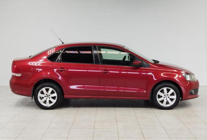 Volkswagen Polo V с пробегом 2012 года, цена 620 000 рублей, 279770 км, седан, Автокод Объявления