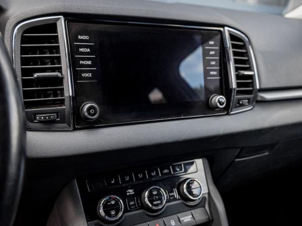Skoda Karoq I с пробегом 2021 года, цена 2 329 000 рублей, 130524 км, внедорожник, Автокод Объявления