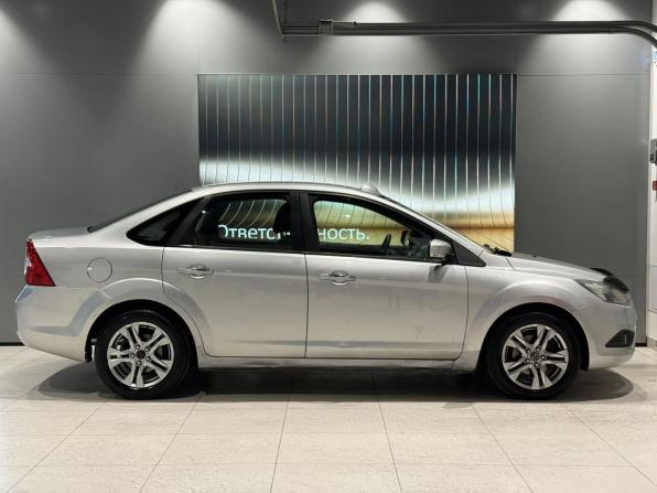 Ford Focus II Рестайлинг с пробегом 2010 года, цена 410 000 рублей, 220000 км, седан, Автокод Объявления