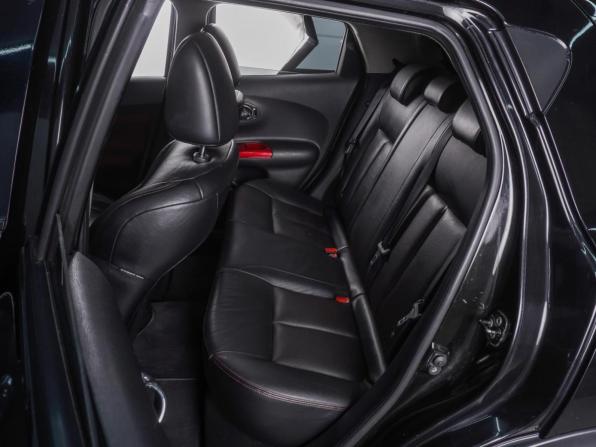 Nissan Juke I с пробегом 2011 года, цена 899 000 рублей, 212239 км, внедорожник, Автокод Объявления