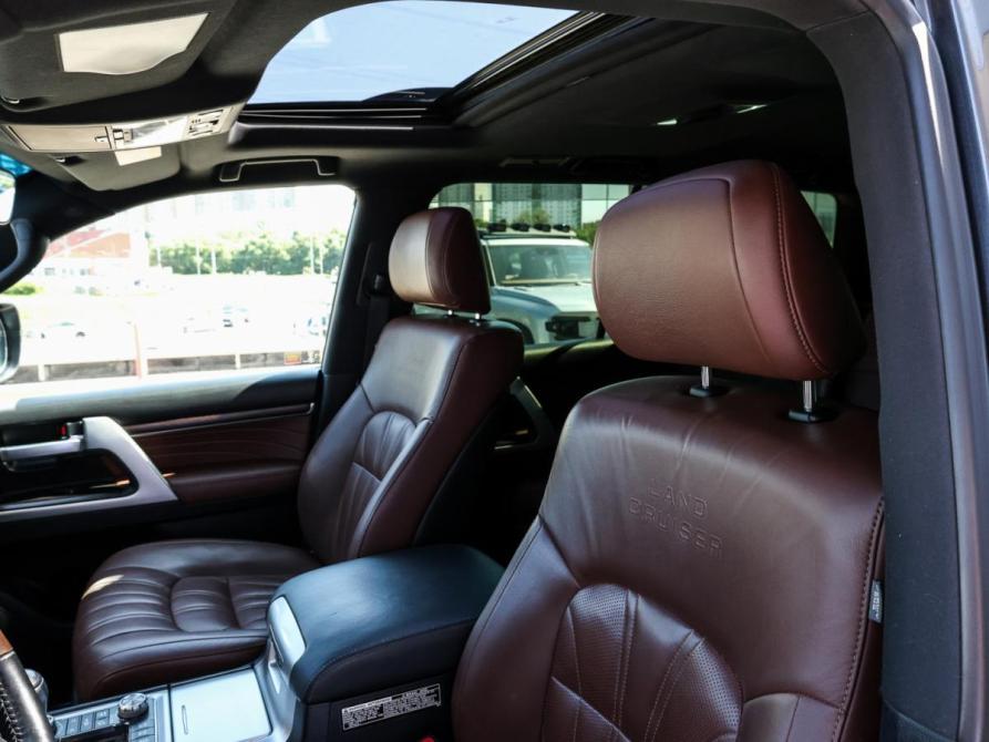 Toyota Land Cruiser 200 Series Рестайлинг 2 Москва  - изображение 22