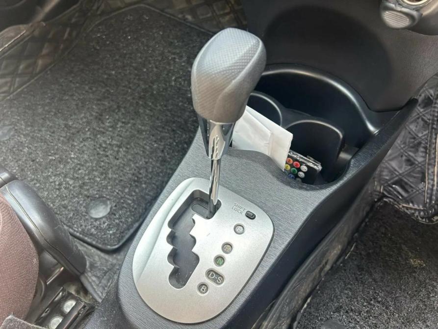 Toyota Vitz III (XP130) Набережные Челны  - изображение 13
