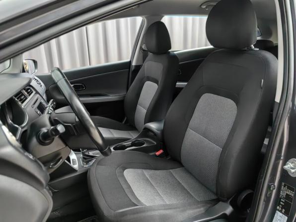 Kia Ceed II Рестайлинг с пробегом 2018 года, цена 1 278 000 рублей, 128000 км, хэтчбек, Автокод Объявления