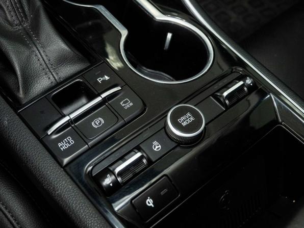 Kia K5 III с пробегом 2021 года, цена 2 665 000 рублей, 138281 км, седан, Автокод Объявления