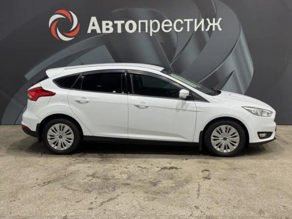 Ford Focus III Рестайлинг с пробегом 2016 года, цена 899 000 рублей, 143345 км, хэтчбек, Автокод Объявления
