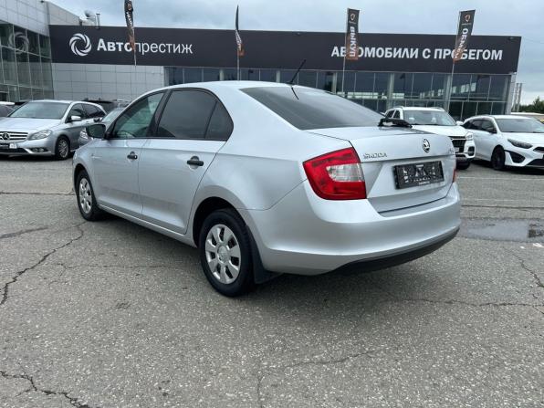 Skoda Rapid I с пробегом 2016 года, цена 639 000 рублей, 300829 км, лифтбек, Автокод Объявления