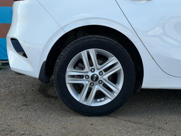 Kia Ceed III с пробегом 2019 года, цена 1 900 000 рублей, 49489 км, хэтчбек, Автокод Объявления