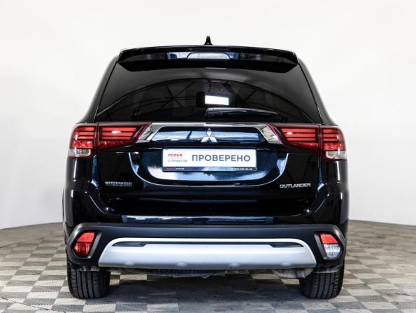 Mitsubishi Outlander III Рестайлинг 3 с пробегом 2020 года, цена 1 649 000 рублей, 202372 км, внедорожник, Автокод Объявления