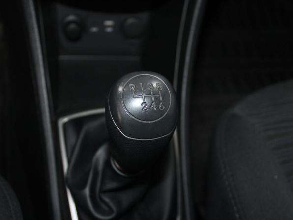 Hyundai Solaris I Рестайлинг с пробегом 2016 года, цена 929 900 рублей, 122643 км, хэтчбек, Автокод Объявления