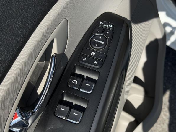 Kia Carnival III с пробегом 2020 года, цена 2 750 000 рублей, 119103 км, минивэн, Автокод Объявления