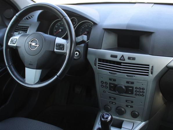 Opel Astra H Рестайлинг с пробегом 2012 года, цена 429 000 рублей, 183650 км, хэтчбек, Автокод Объявления