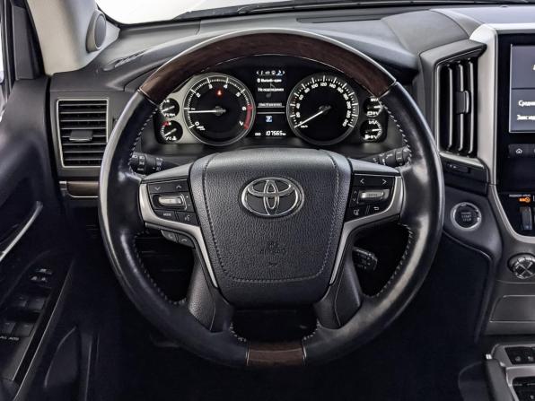 Toyota Land Cruiser 200 Series Рестайлинг 2 с пробегом 2016 года, цена 5 799 000 рублей, 107558 км, внедорожник, Автокод Объявления