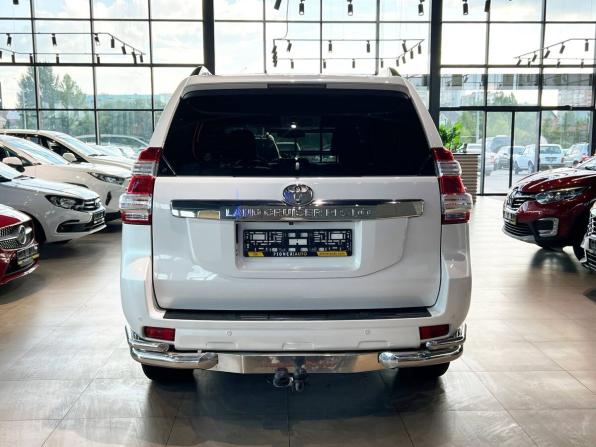 Toyota Land Cruiser Prado 150 Series Рестайлинг 1 с пробегом 2015 года, цена 3 680 000 рублей, 206000 км, внедорожник, Автокод Объявления
