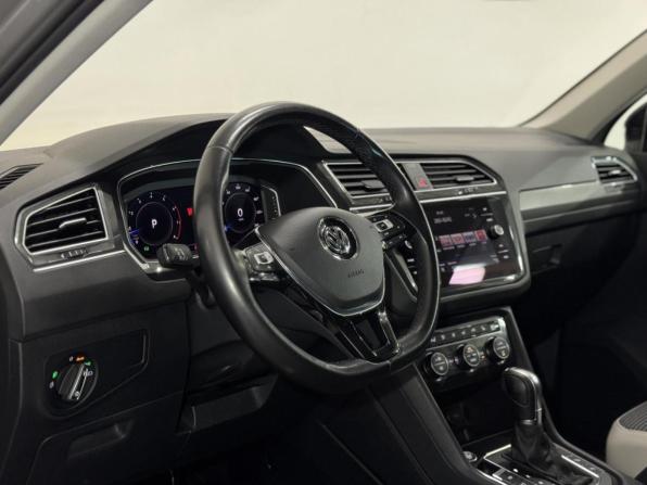 Volkswagen Tiguan II с пробегом 2019 года, цена 2 489 000 рублей, 122637 км, внедорожник, Автокод Объявления